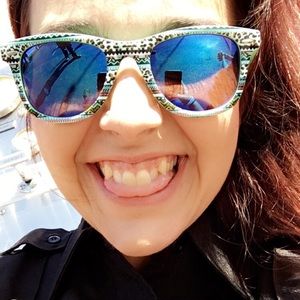 Meet your Posher, Kara